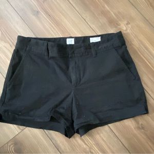 GAP Black City Short